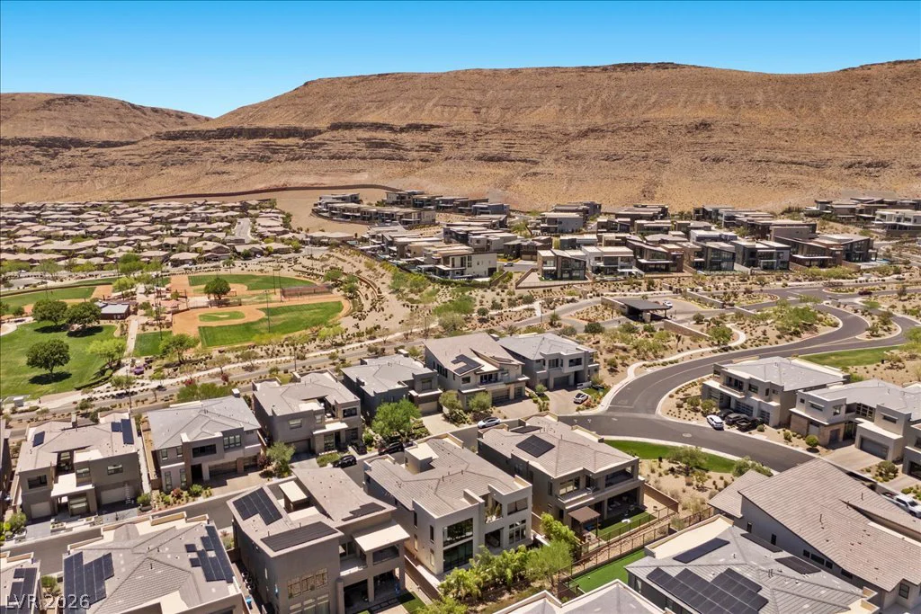 10752 Patina Hills, Las Vegas, NV 89135