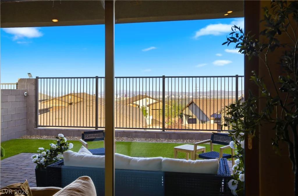 108 Agnew, Las Vegas, NV 89138