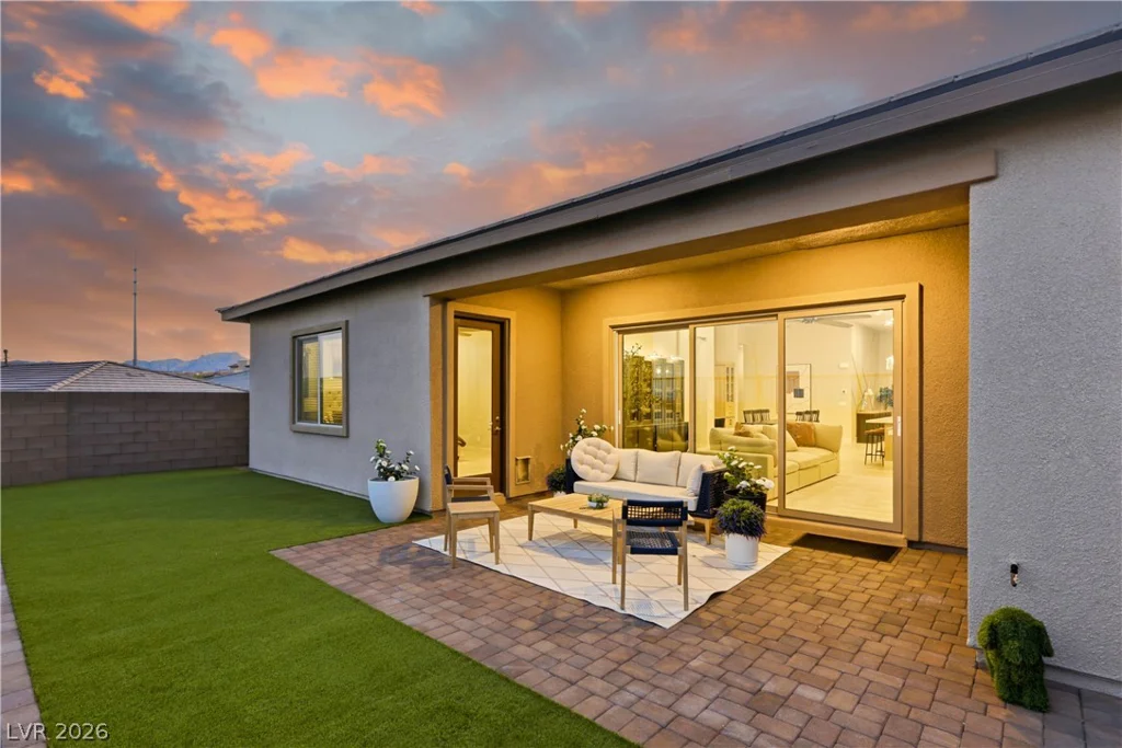 108 Agnew, Las Vegas, NV 89138