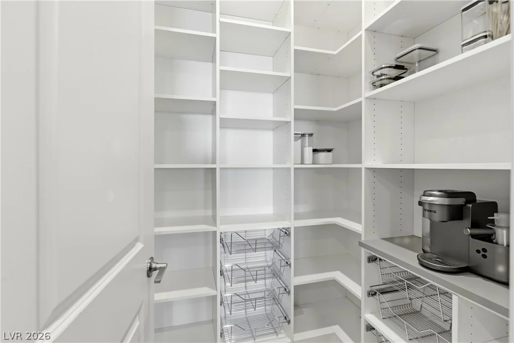 108 Agnew, Las Vegas, NV 89138