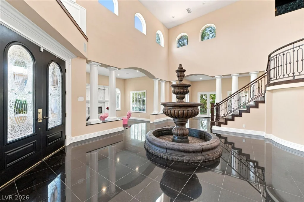 7 Rue Promenade, Henderson, NV 89011