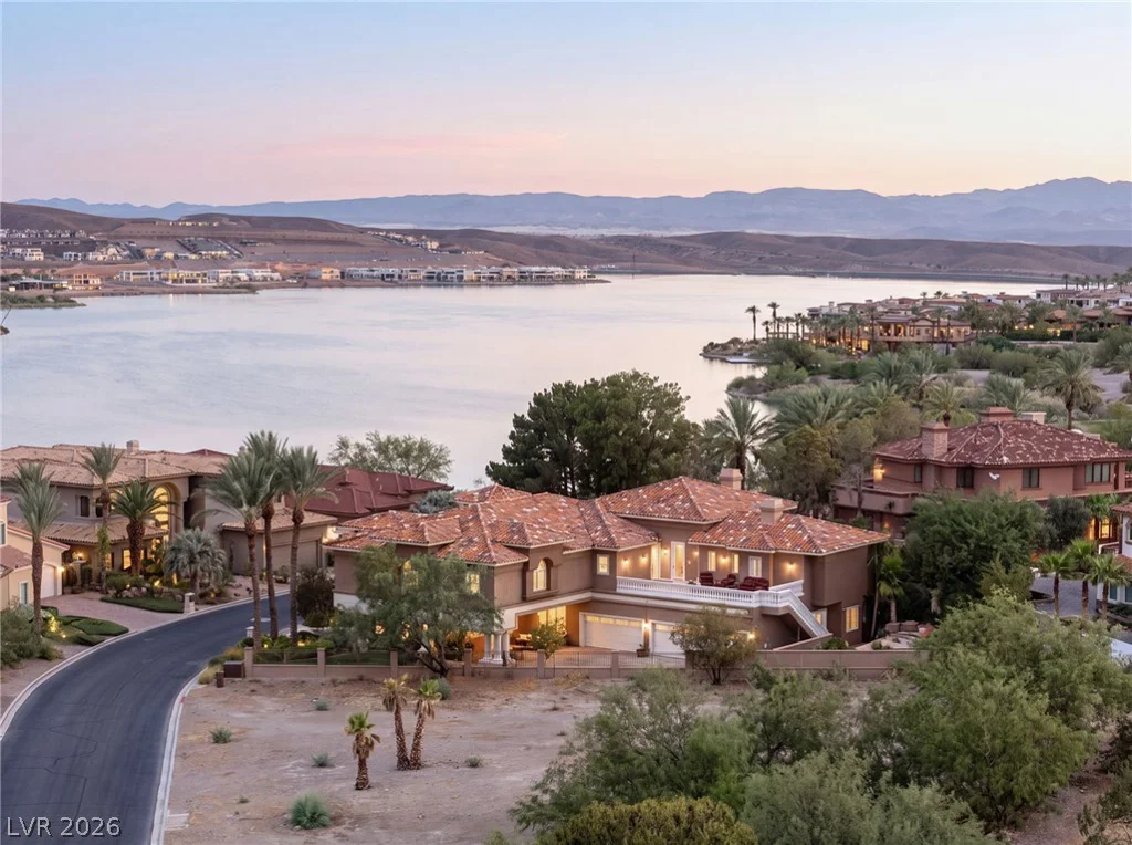 7 Rue Promenade, Henderson, NV 89011