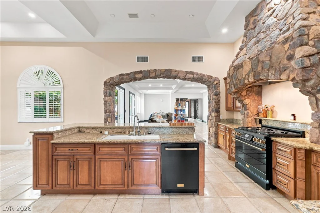 7 Rue Promenade, Henderson, NV 89011