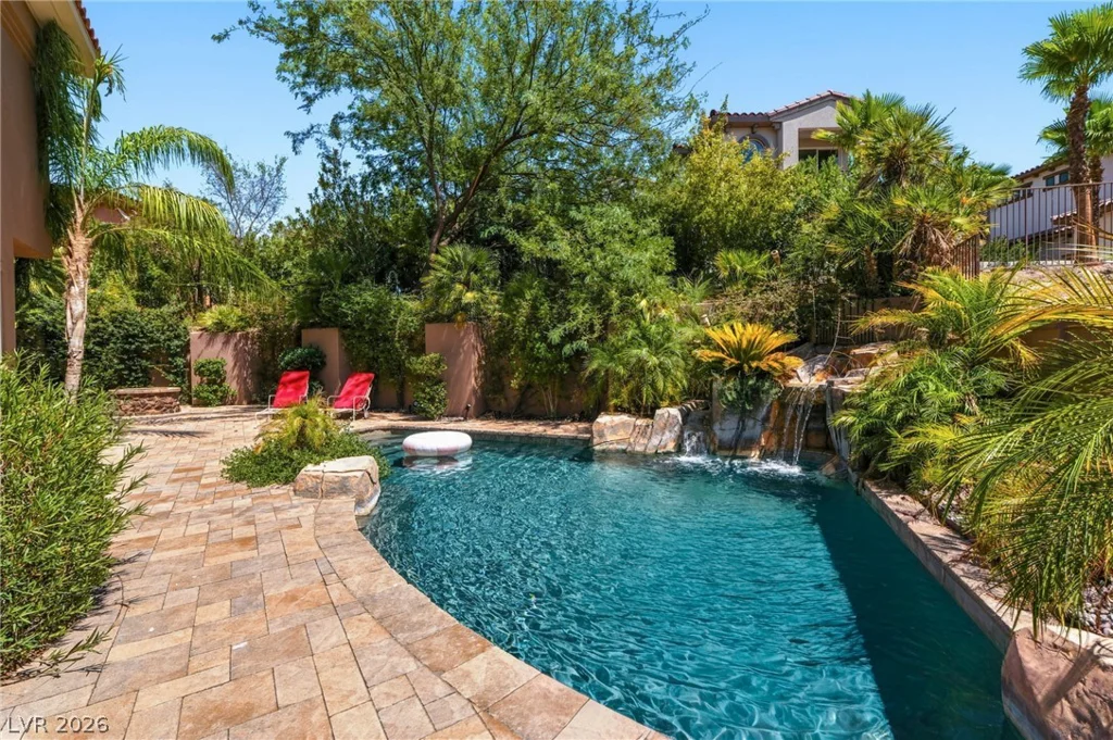 7 Rue Promenade, Henderson, NV 89011