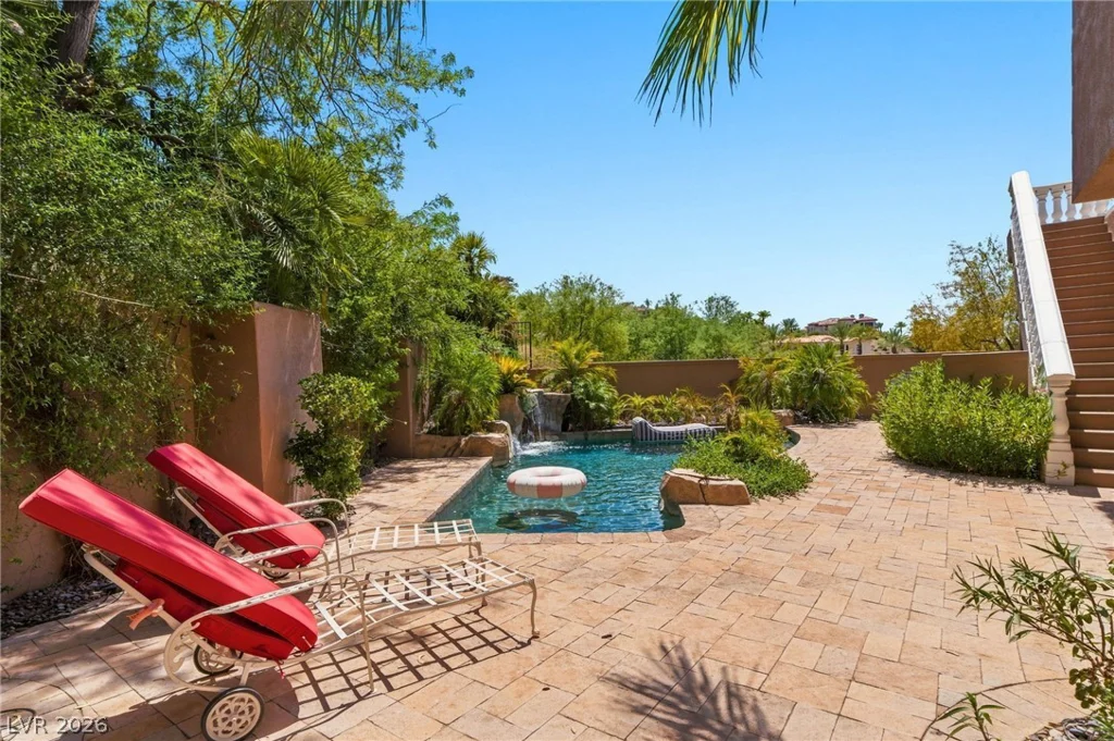 7 Rue Promenade, Henderson, NV 89011