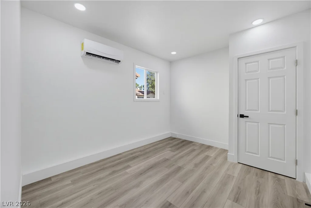 4802 Osborn, Las Vegas, NV 89110