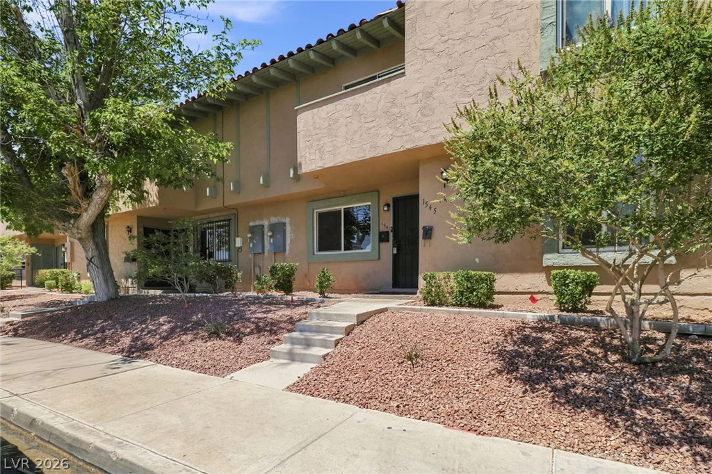 1541 Saylor, Las Vegas, NV 89108