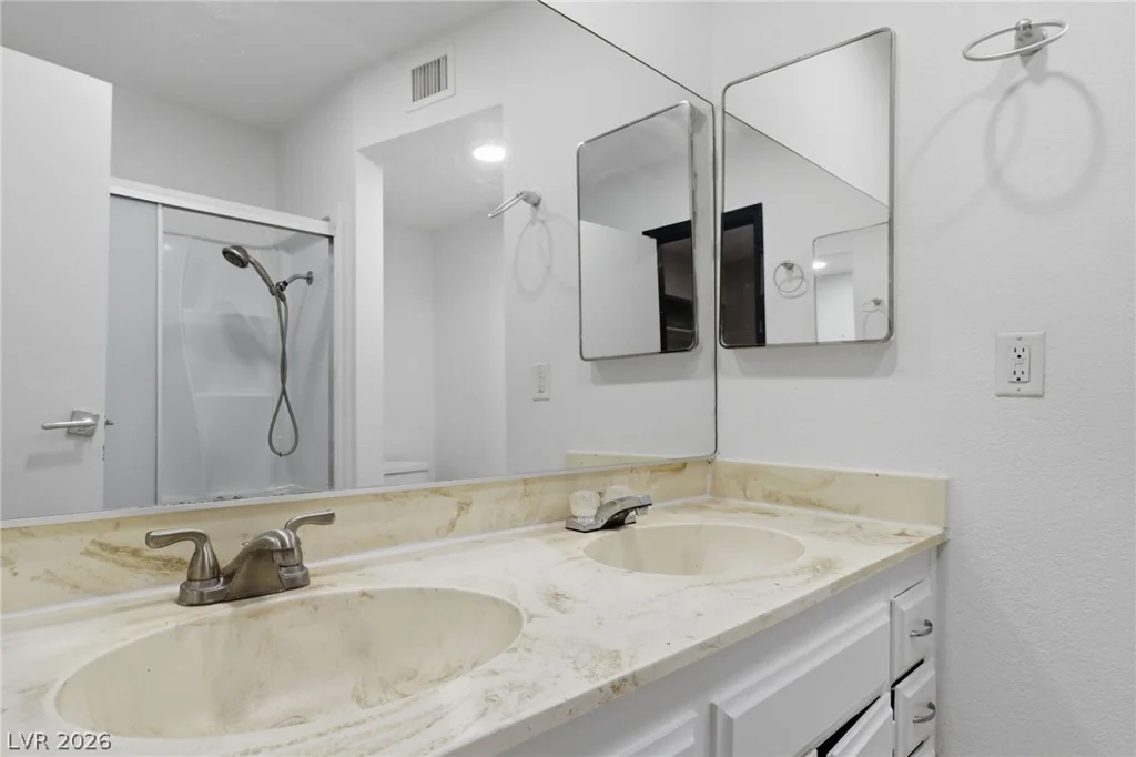 1541 Saylor, Las Vegas, NV 89108