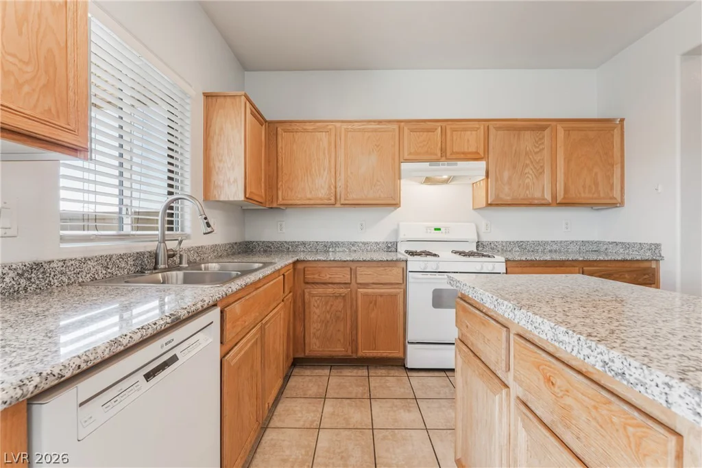 5094 First Sun, North Las Vegas, NV 89081