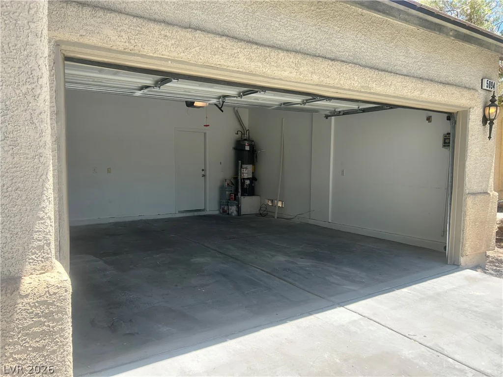 5094 First Sun, North Las Vegas, NV 89081