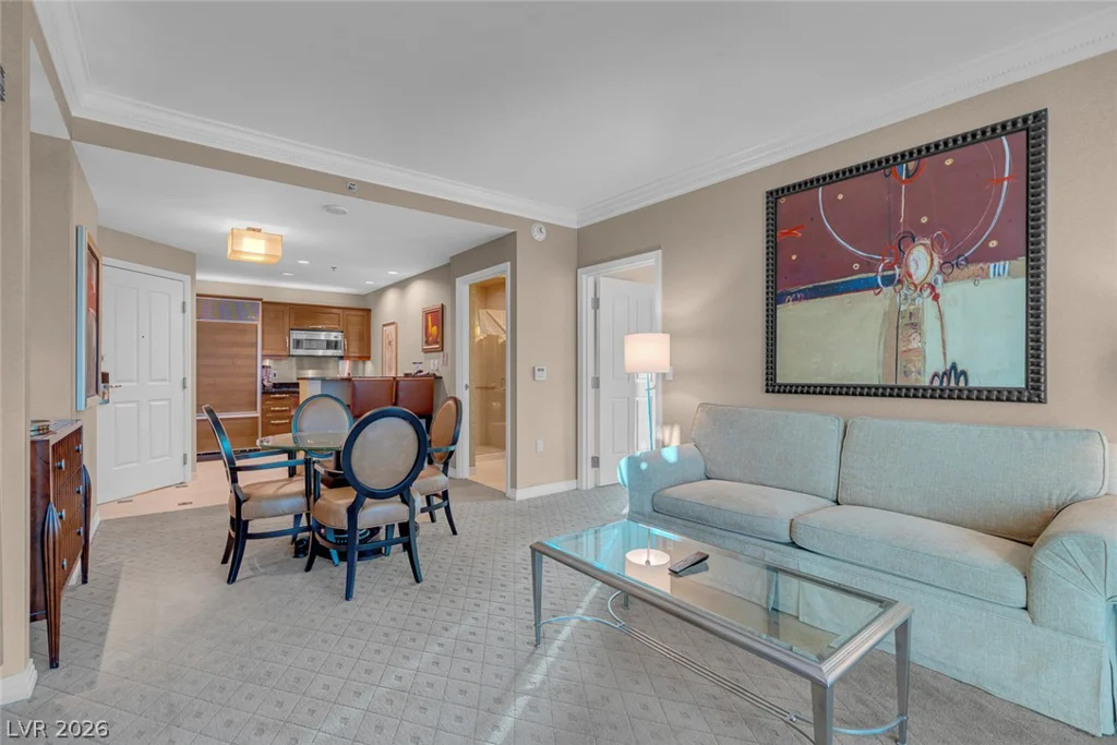 125 Harmon, Las Vegas, NV 89109