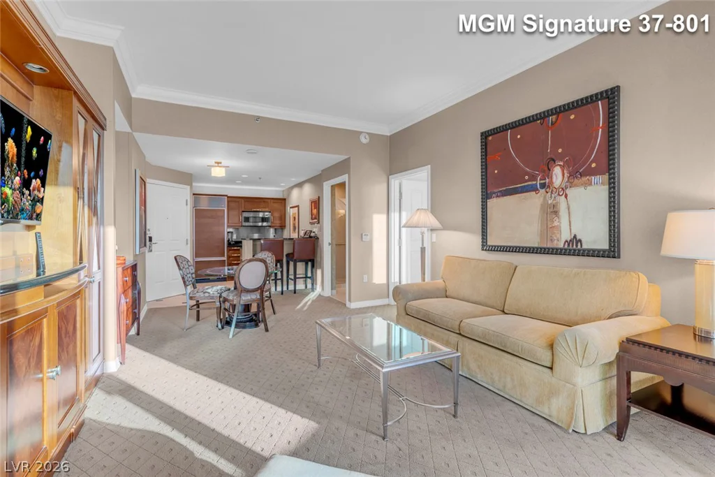 125 Harmon, Las Vegas, NV 89109