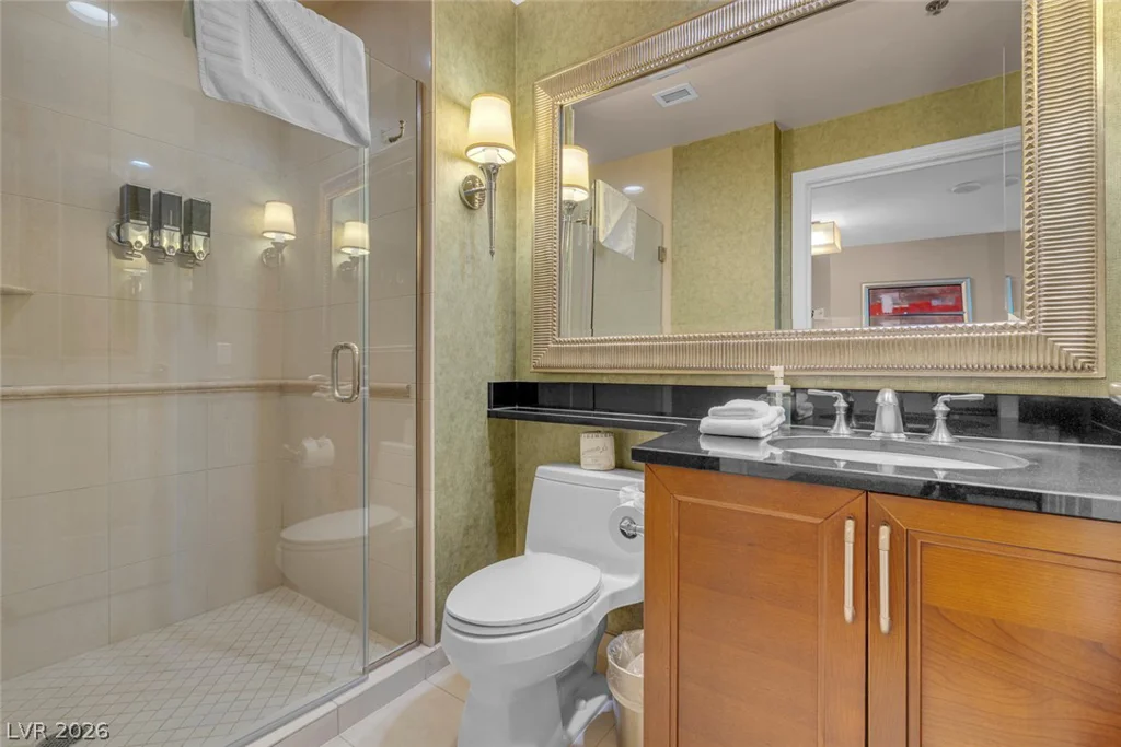 125 Harmon, Las Vegas, NV 89109