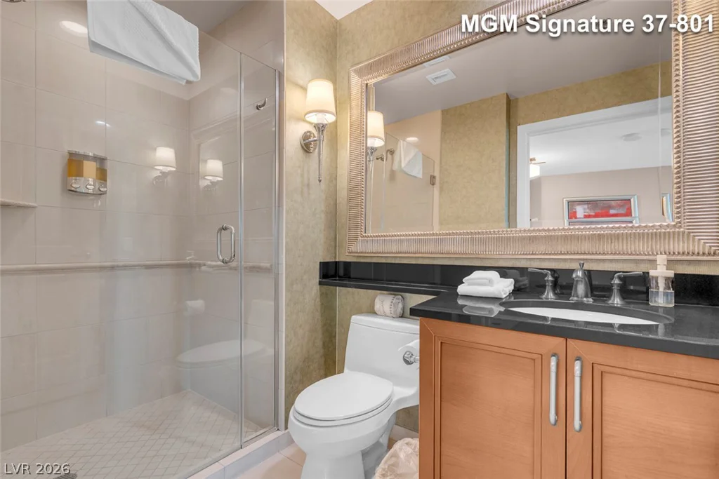 125 Harmon, Las Vegas, NV 89109