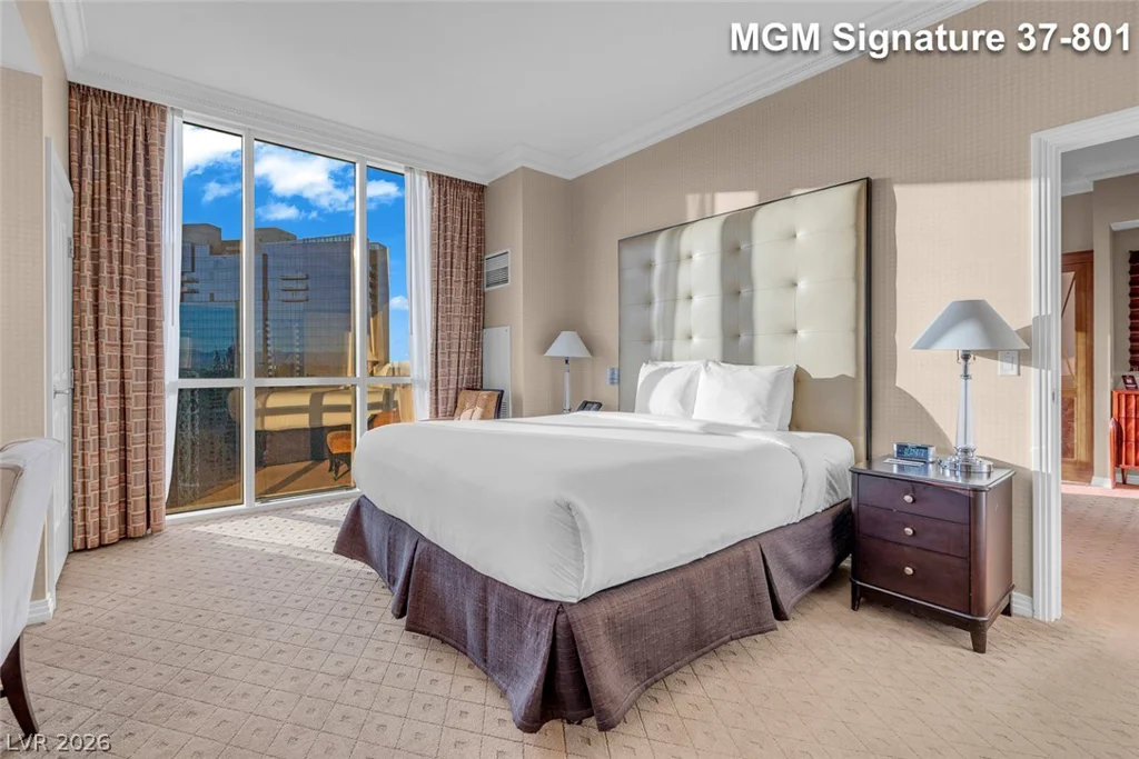 125 Harmon, Las Vegas, NV 89109