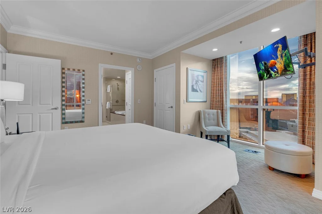 125 Harmon, Las Vegas, NV 89109