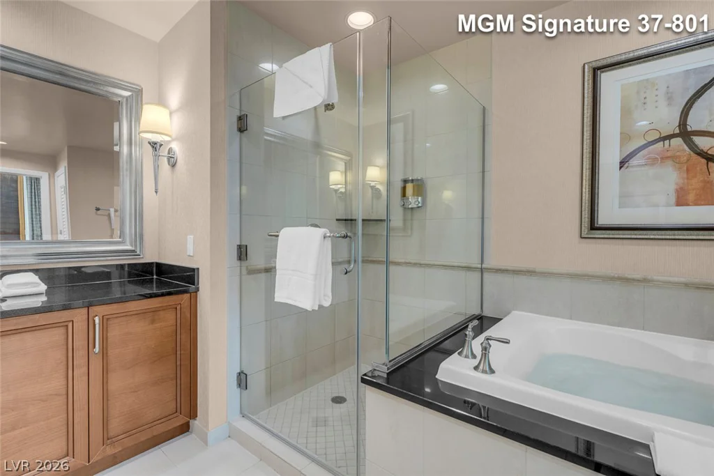 125 Harmon, Las Vegas, NV 89109