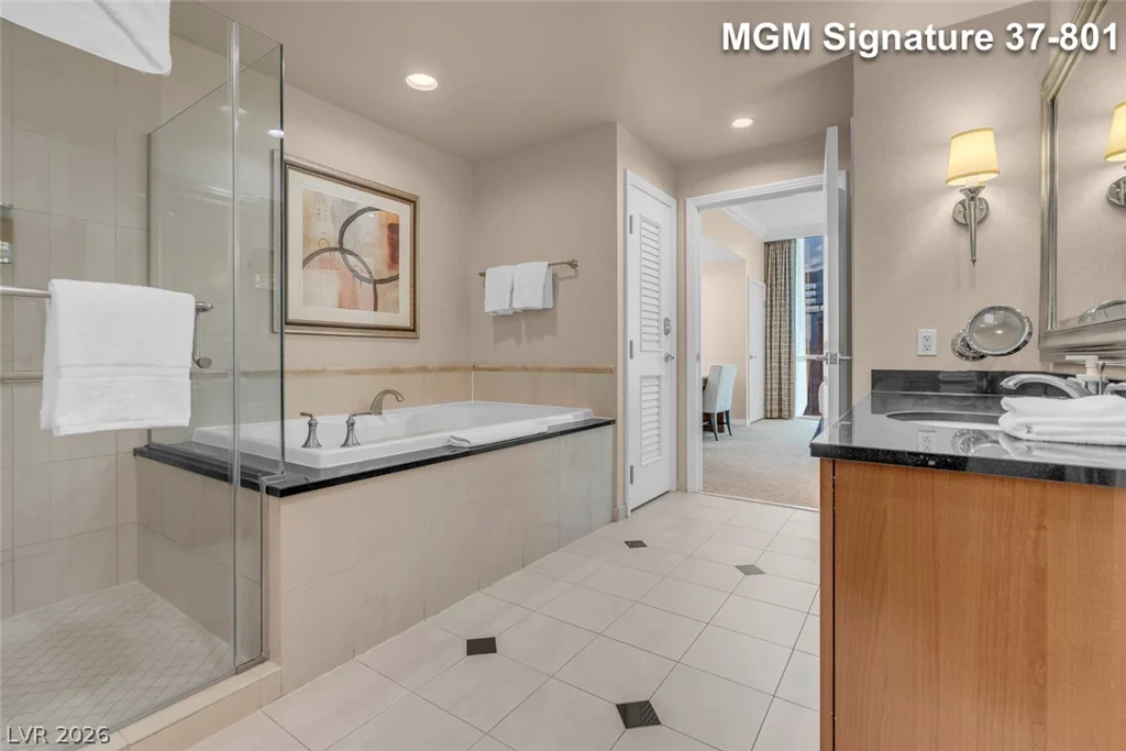 125 Harmon, Las Vegas, NV 89109