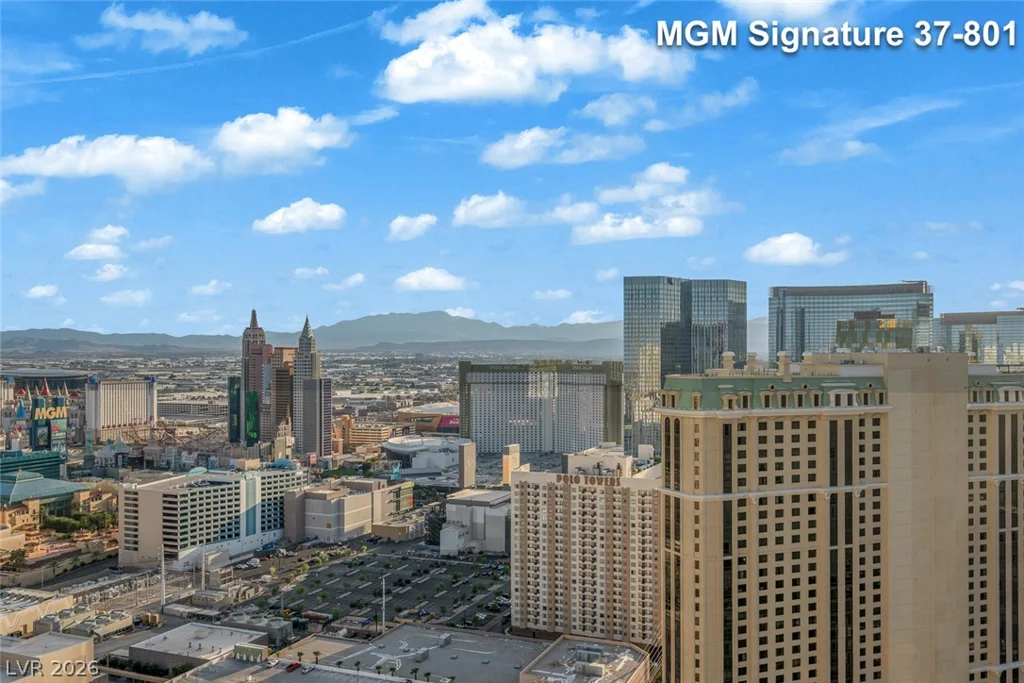 125 Harmon, Las Vegas, NV 89109