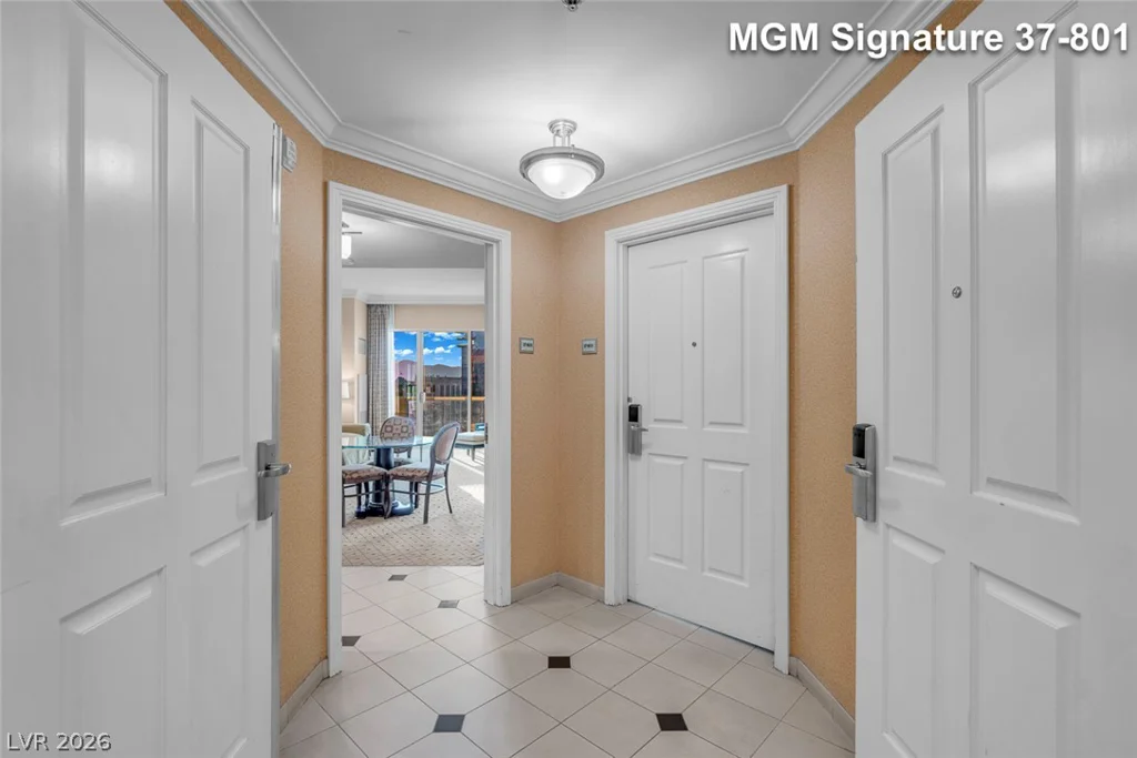 125 Harmon, Las Vegas, NV 89109
