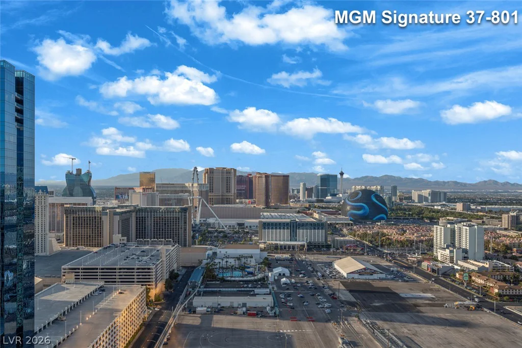 125 Harmon, Las Vegas, NV 89109