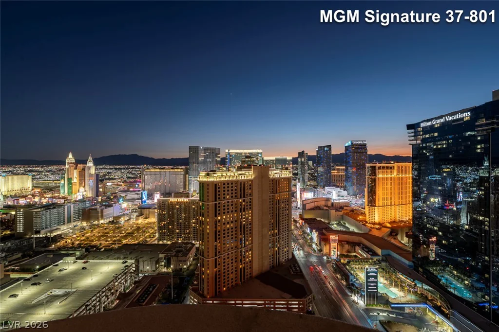 125 Harmon, Las Vegas, NV 89109