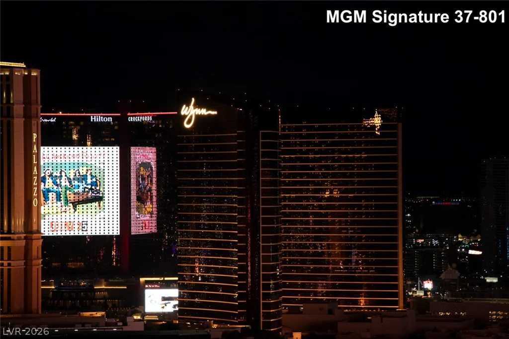 125 Harmon, Las Vegas, NV 89109