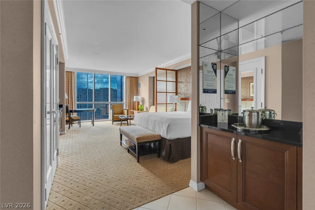 125 Harmon, Las Vegas, NV 89109
