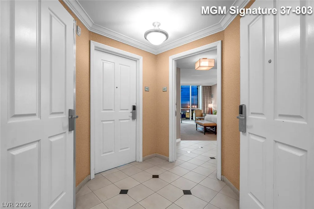 125 Harmon, Las Vegas, NV 89109