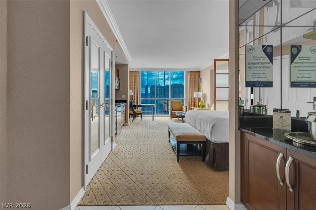 125 Harmon, Las Vegas, NV 89109