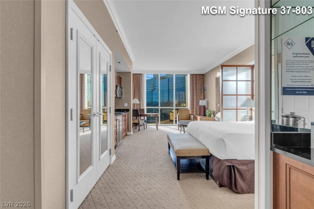 125 Harmon, Las Vegas, NV 89109