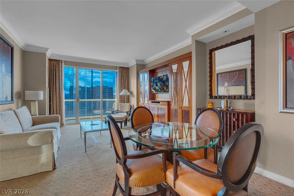 125 Harmon, Las Vegas, NV 89109