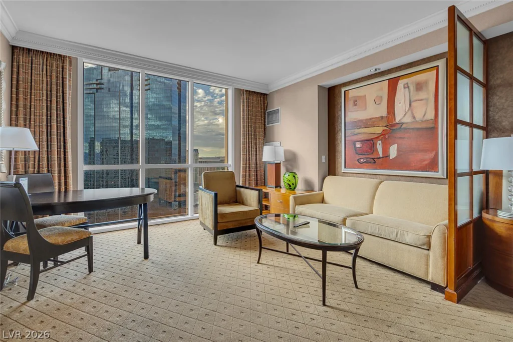 125 Harmon, Las Vegas, NV 89109