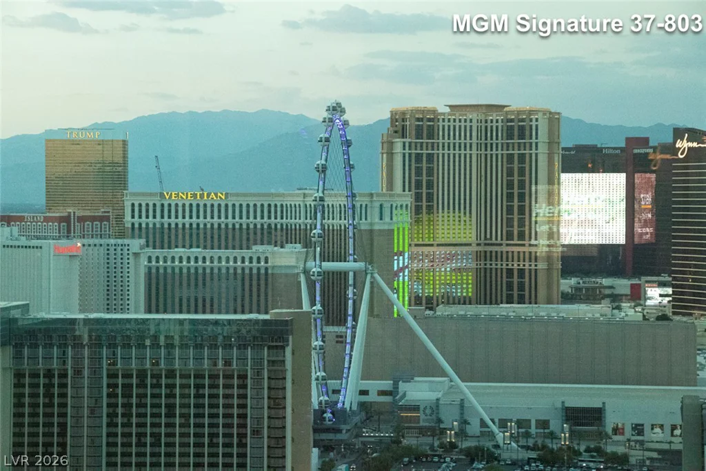 125 Harmon, Las Vegas, NV 89109