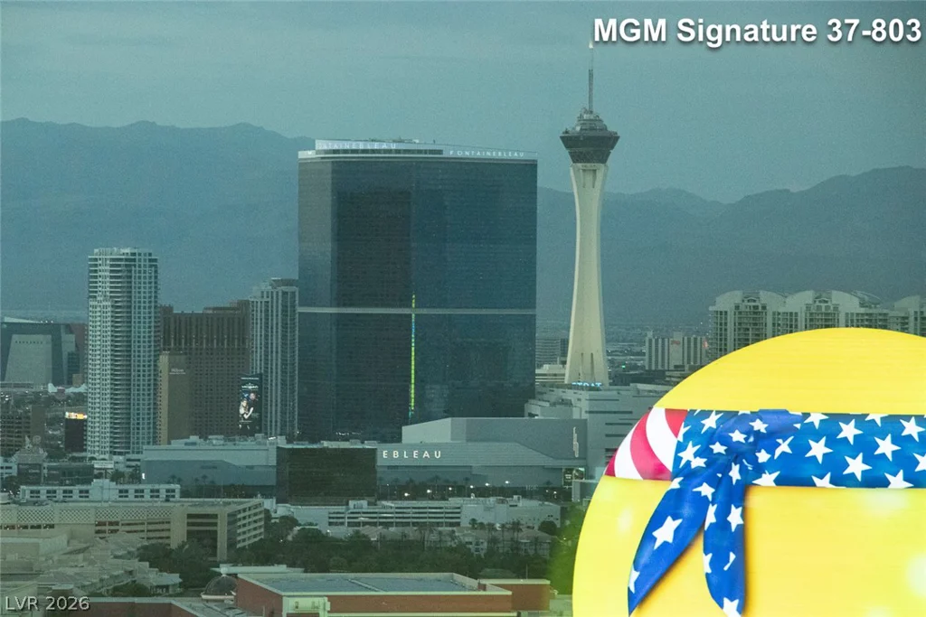 125 Harmon, Las Vegas, NV 89109