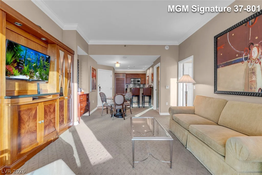 125 Harmon, Las Vegas, NV 89109
