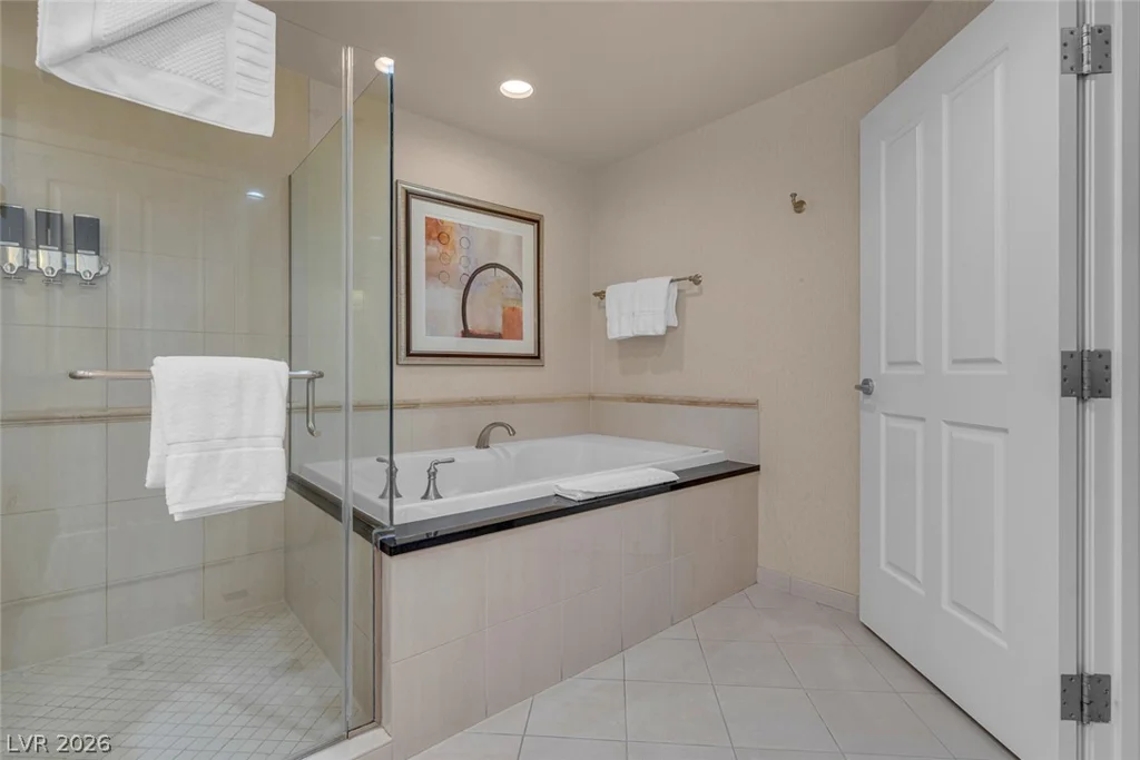 125 Harmon, Las Vegas, NV 89109