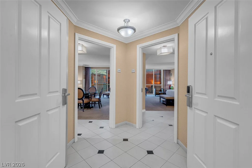 125 Harmon, Las Vegas, NV 89109