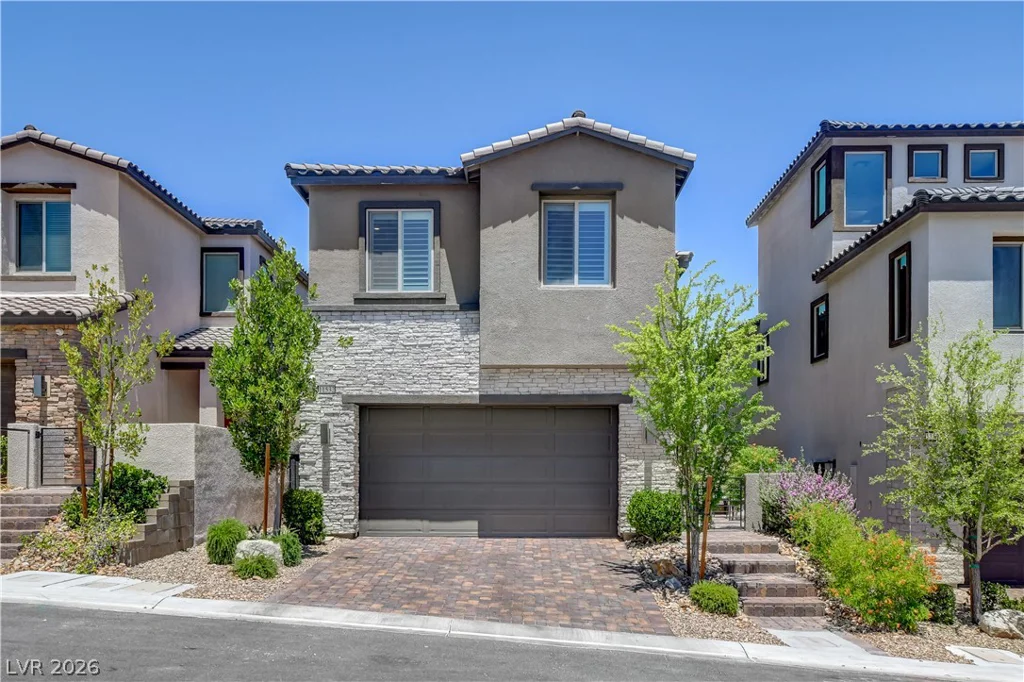 11532 Desert Hollow, Las Vegas, NV 89138