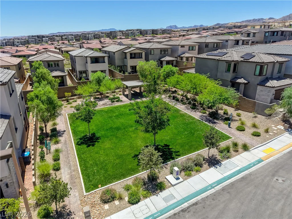 11532 Desert Hollow, Las Vegas, NV 89138