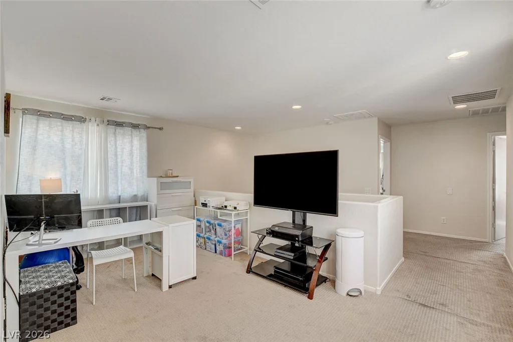 2672 Strichen, Henderson, NV 89044