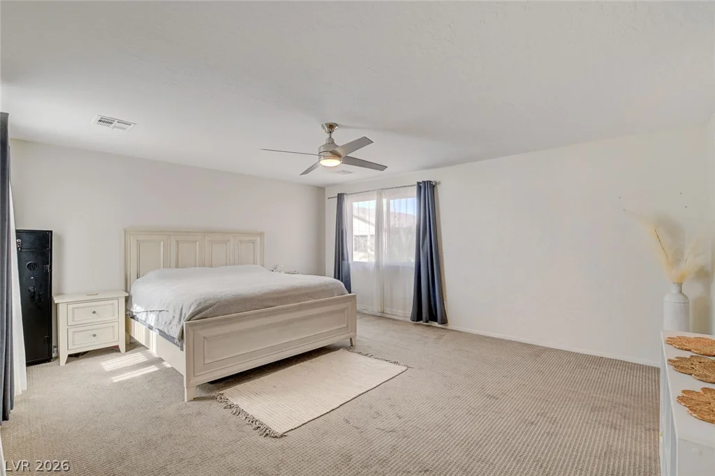 2672 Strichen, Henderson, NV 89044