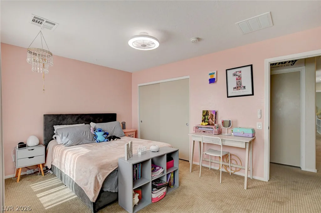 2672 Strichen, Henderson, NV 89044