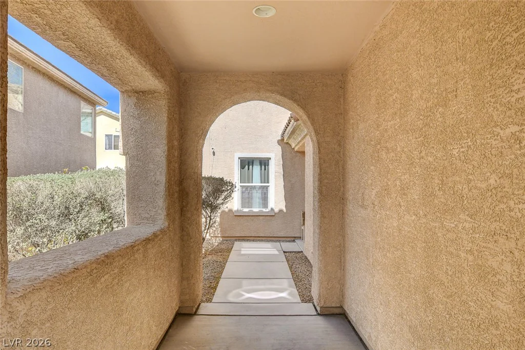 2672 Strichen, Henderson, NV 89044