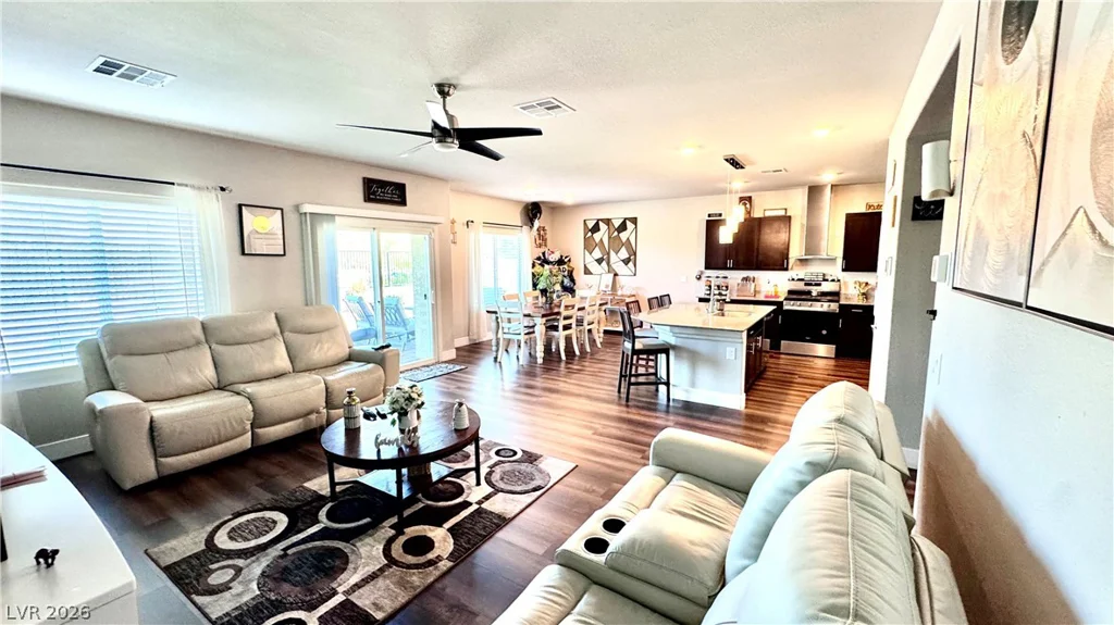 4524 Pointleaf, North Las Vegas, NV 89032