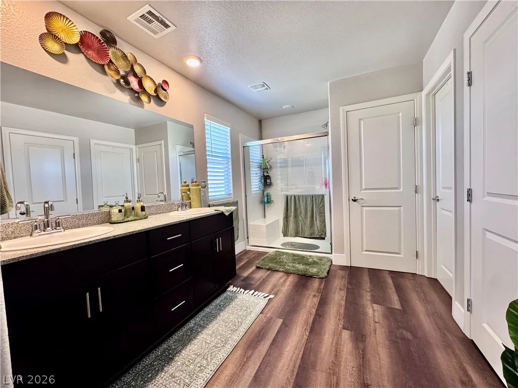 4524 Pointleaf, North Las Vegas, NV 89032