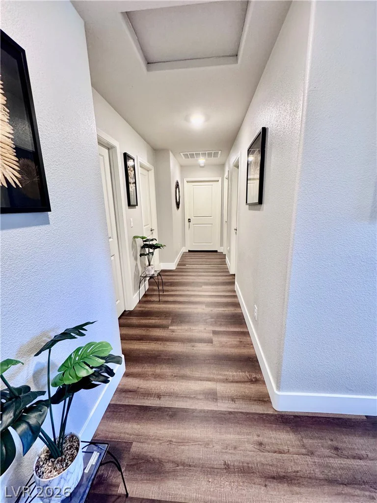 4524 Pointleaf, North Las Vegas, NV 89032