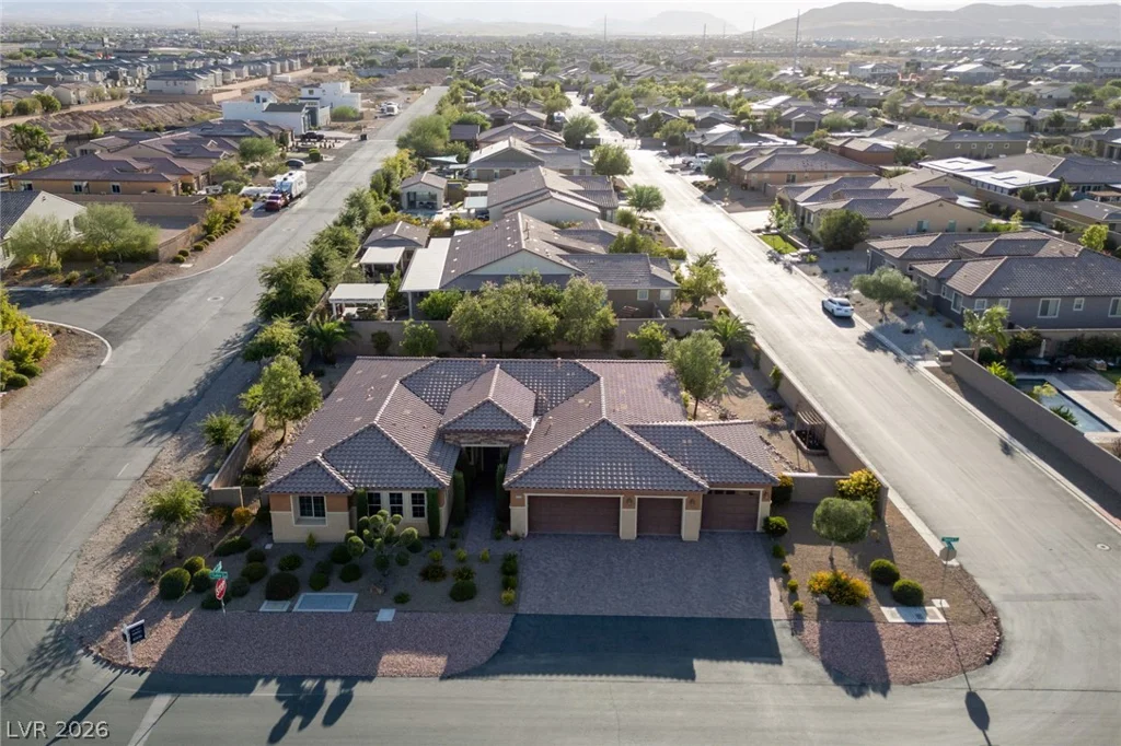 8985 Tomsik, Las Vegas, NV 89113