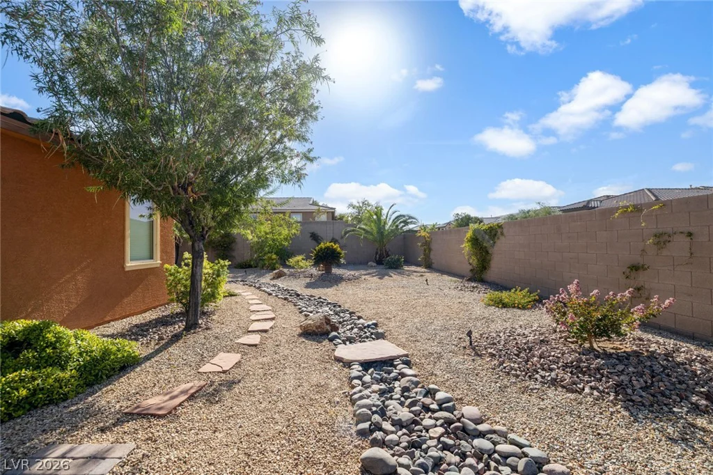 8985 Tomsik, Las Vegas, NV 89113
