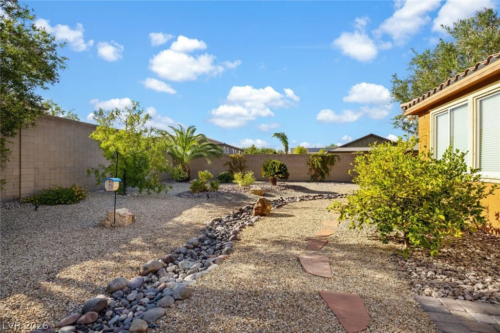 8985 Tomsik, Las Vegas, NV 89113